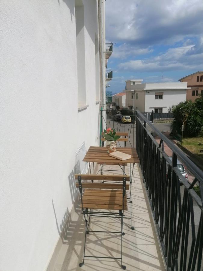 Anna Holiday Home Giardini Naxos Exterior foto